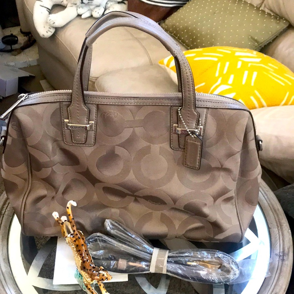 Coach tote purse